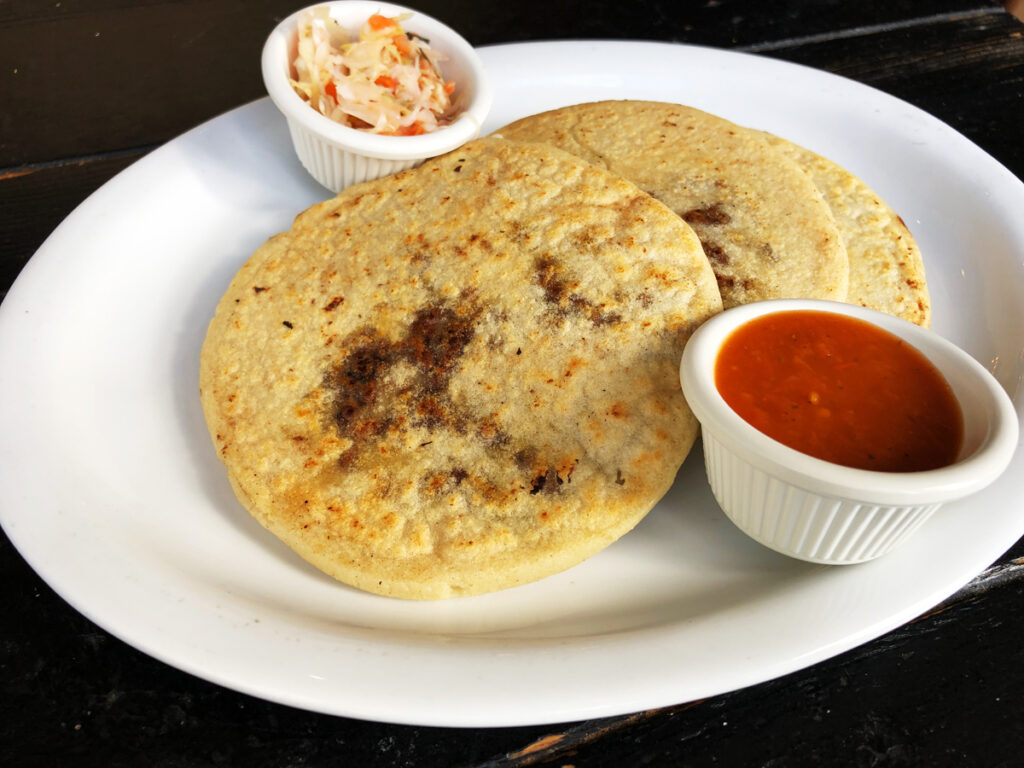 casa_latina_pupusa_1